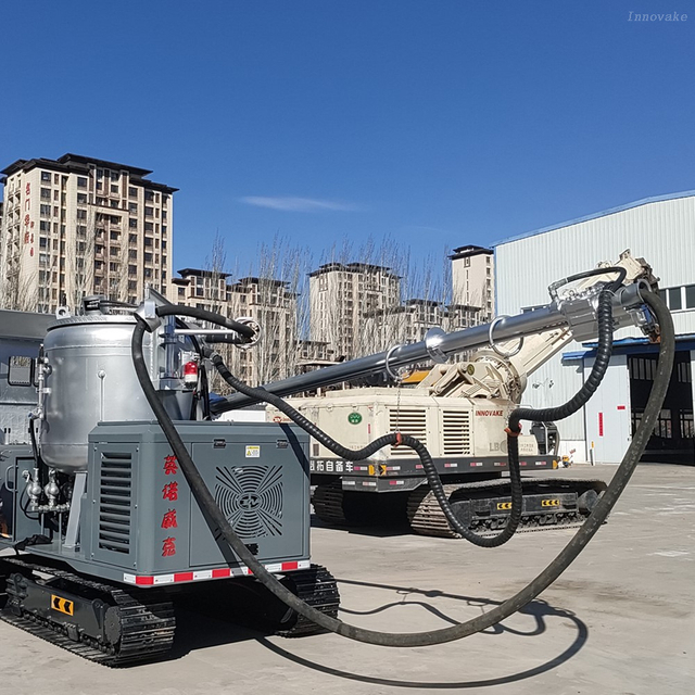Refractory Gunning Machine Pipeline expansion stroke 1200mm Spray repair rate 60-100Kg/min Feed tank capacity 0.8m³,Spraying method Semi-dry