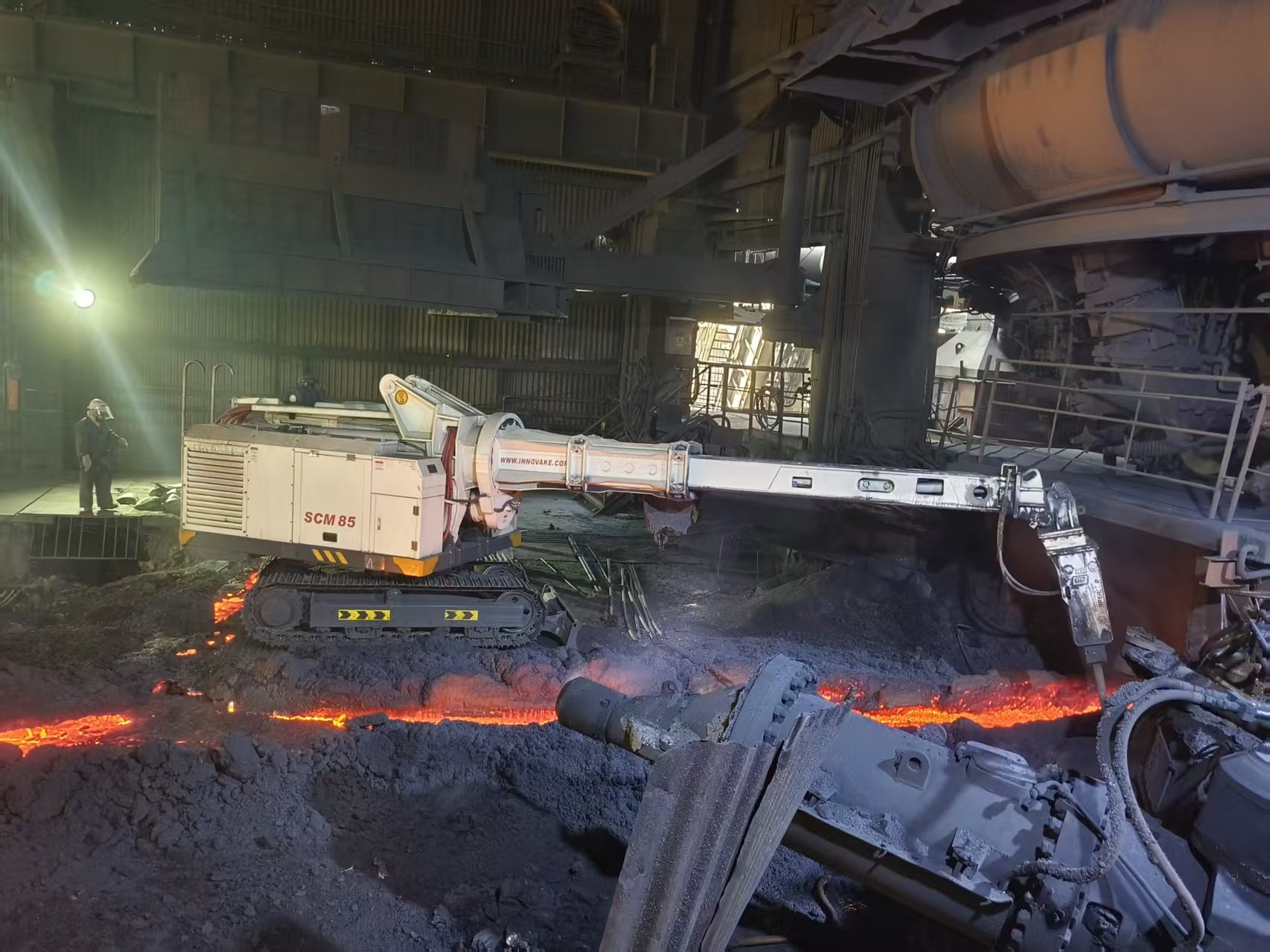 Professional Iron Taphole trough Slag Removal Machine SCM85 